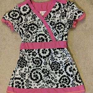 Koi Scrub Top Pink Black Small